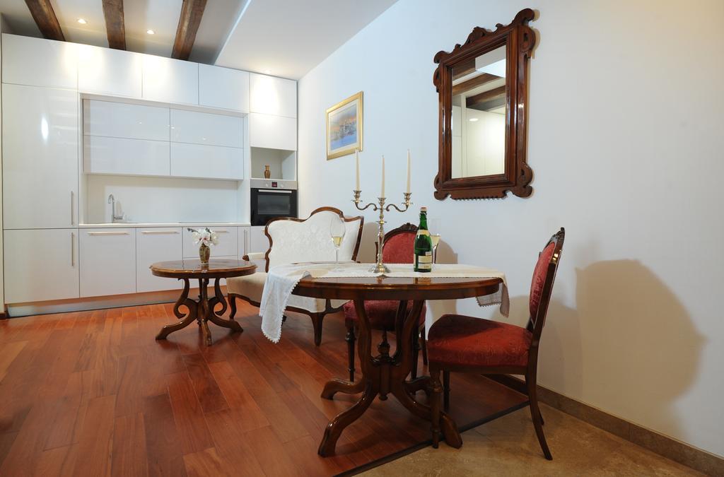 Apartments Felicitas Split Ruang foto